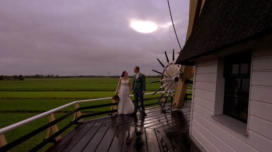 Videograaf Baarn - Bruidspaar op molen Westbroek